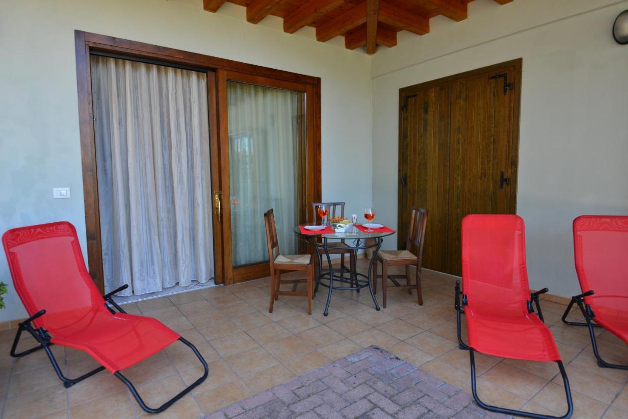Antiche Mura Casa Vacanze Puegnago Eksteriør bilde