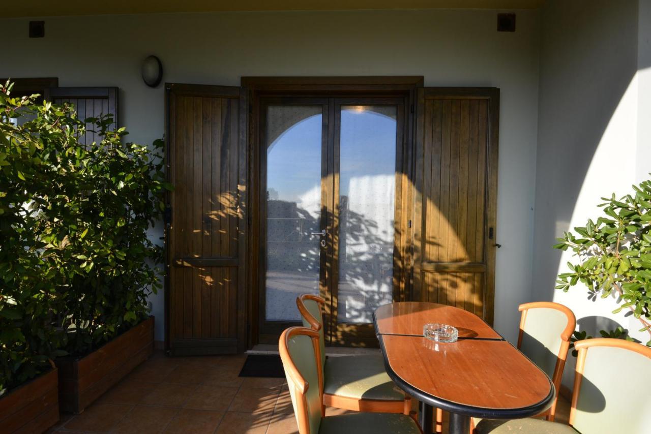 Antiche Mura Casa Vacanze Puegnago Eksteriør bilde